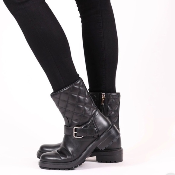 Aquatalia LEVA Quilted Leather Moto Boots Black Leather 7.5 - Picture 2 of 9